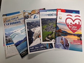 Magazine et brochure